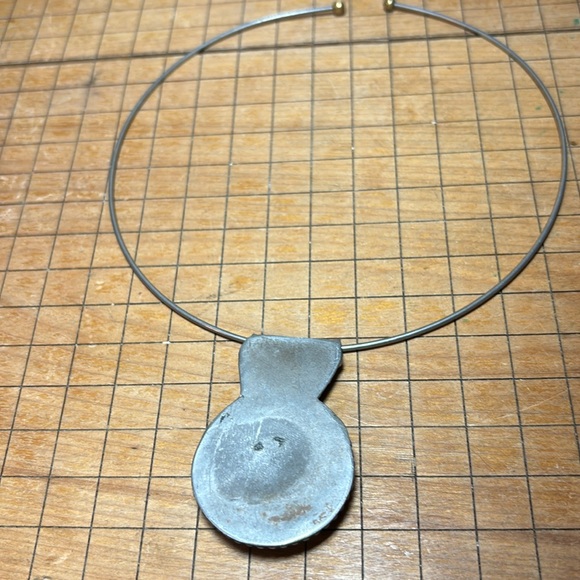 Rustic Artisan Medallion Collar Necklace 5.5”D Amber Glass Silver FlexibleTorque - Picture 7 of 12